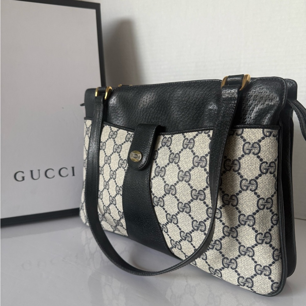 Authentic Gucci Bag. - Picture 11 of 16